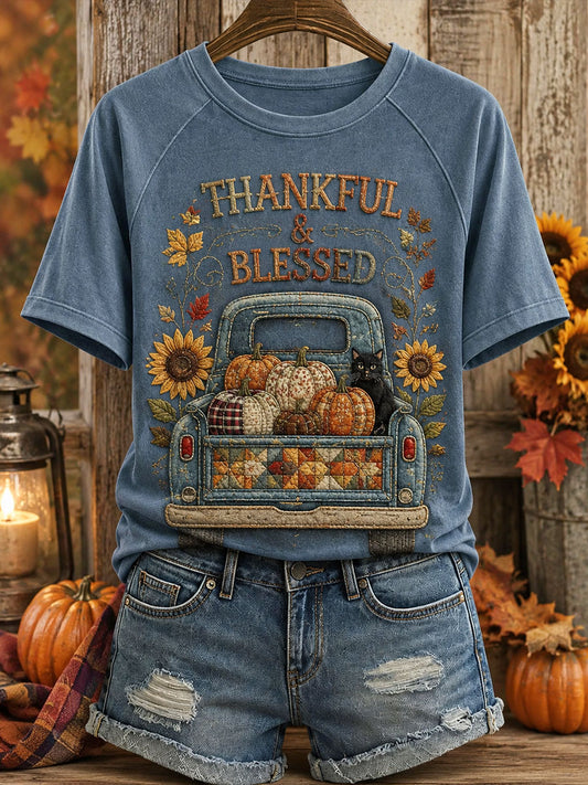 Women's Vintage  Cat Fall Season T-shirt