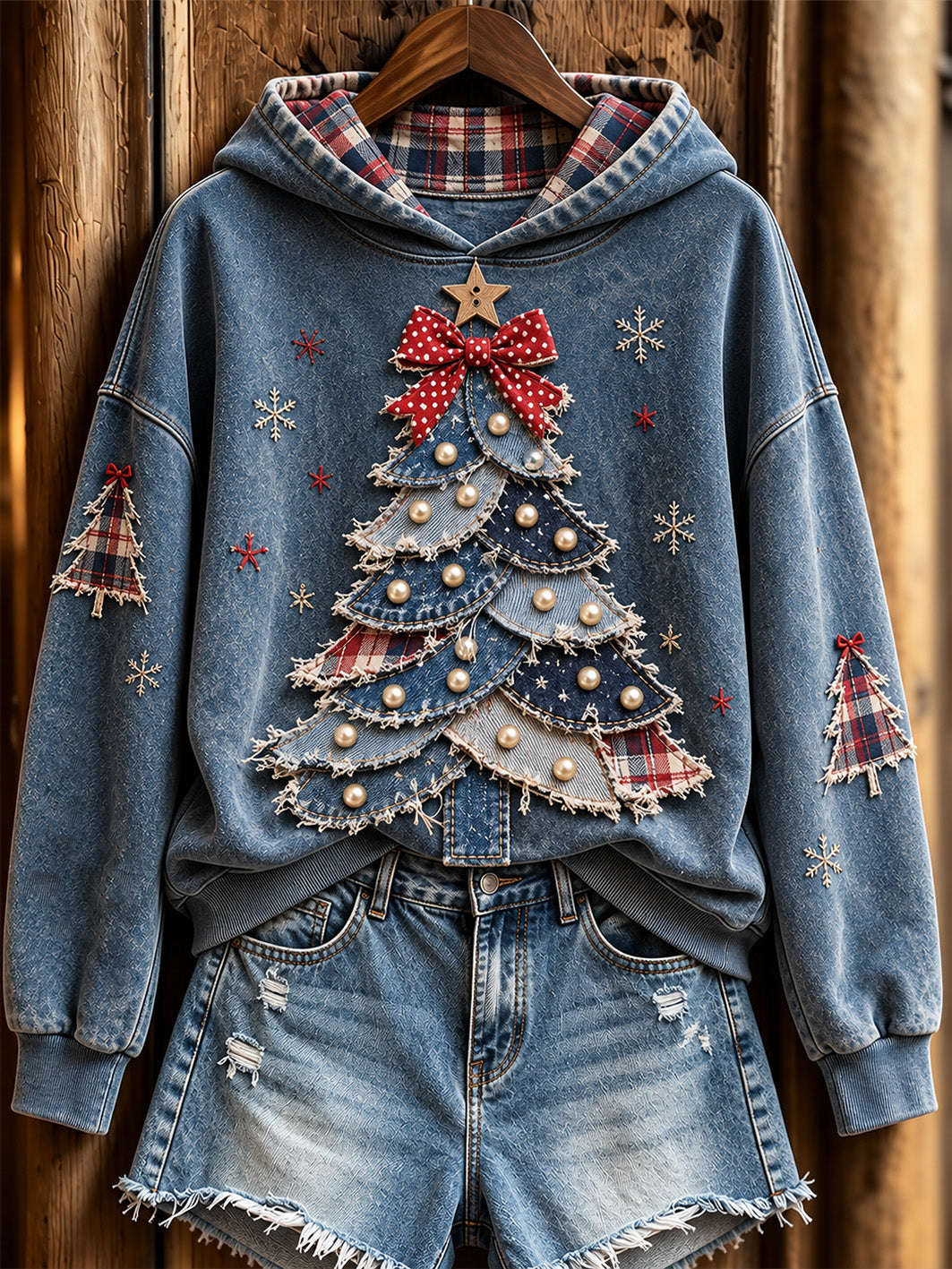 Women's Artistic Collage Christmas Tree Pattern Design Casual Hoodie
